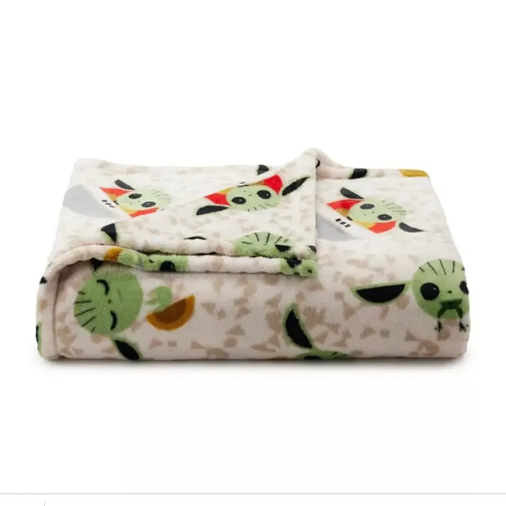 The Mandalorian Baby Yoda Grogu Oversized Throw